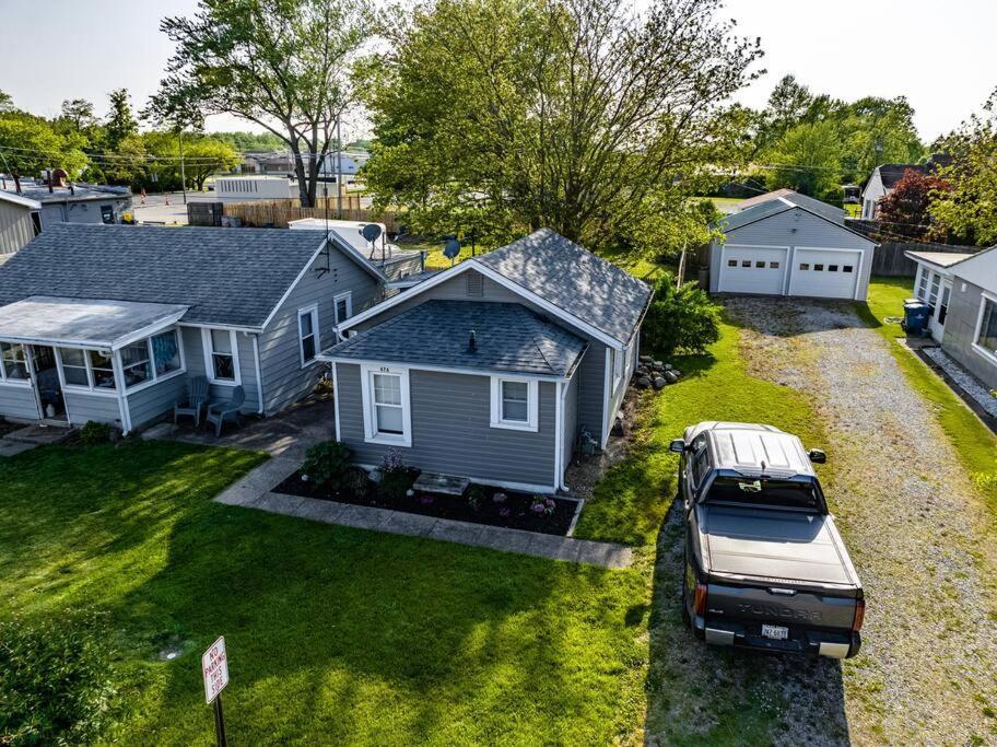 Recharge And Reconnect Your Cozy Vermilion Nest Exterior foto